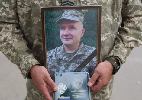 В Охтирці попрощалися з загиблим захисником Юрієм Волковим