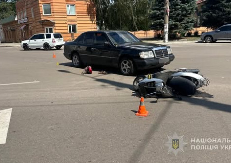 У Охтирці внаслідок ДТП травмувався водій скутера