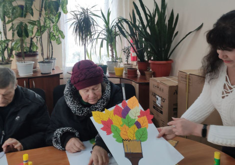 «Кольоровий настрій осені» у Центрі соцпослуг