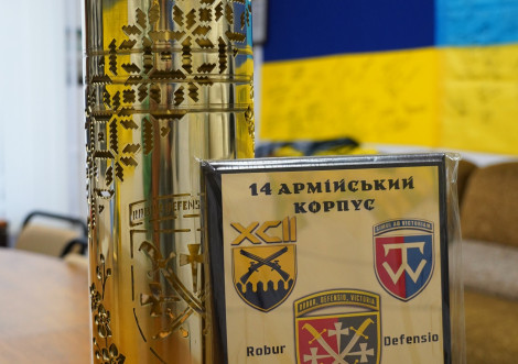 Пліч-о-пліч з нашими захисниками