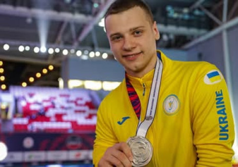 Параплавець Владислав Кошман з Охтирки здобув три медалі чемпіонату світу