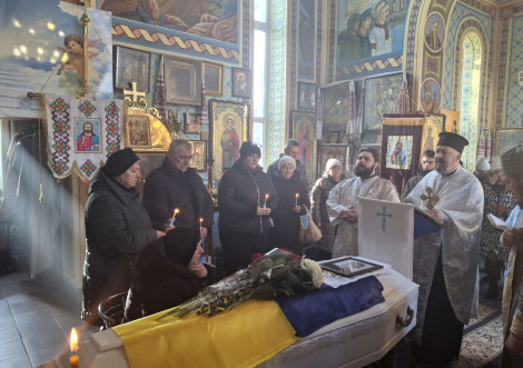 Охтирська громада провела в останню путь молодшого сержанта Олександра Харченка