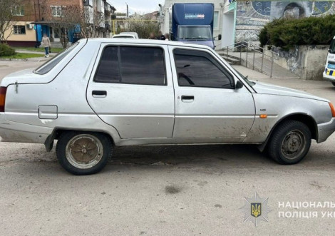 Викрала авто та потрапила в ДТП