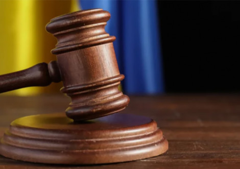 В Охтирському районі менеджерку засудили за хабар у тендері